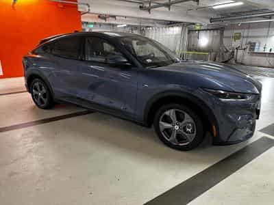 Ford Mustang Mach-E First Edition, 99 kWh, B&O, cuir, 360 (2021) - Foto 2