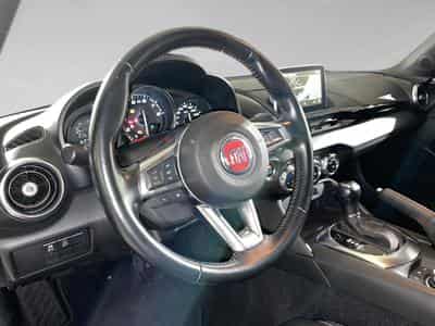 Fiat 124 1.4 Spider LUSSO (2019) - Foto 8