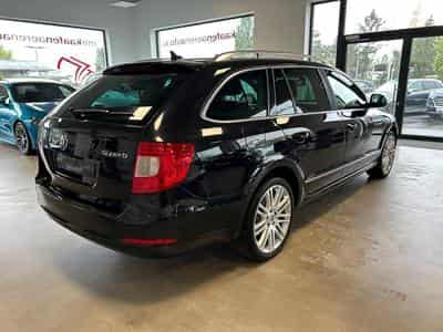 Skoda Superb Elegance (2012) - Photo 3