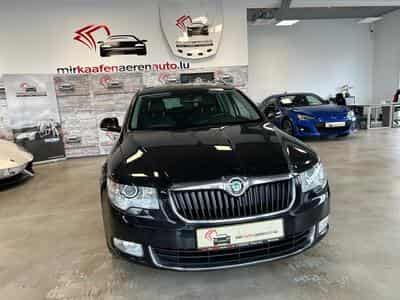 Skoda Superb Elegance (2012) - Photo 1