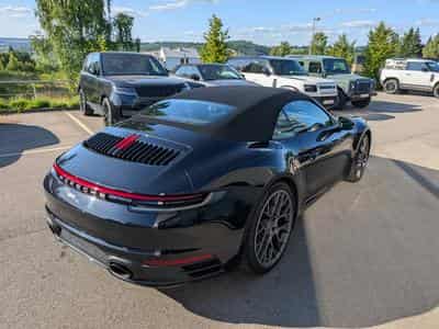 Porsche 911 992 Carrera Cabrio (2020) - Photo 5