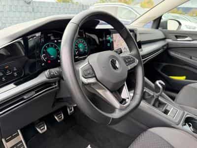 VW Golf Golf 8 Lim. 1.5 TSI /NAVI/LED/ACC/HUD/CAM/GARANT (2023) - Photo 10