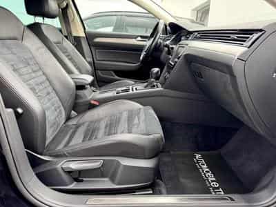 VW Passat Passat Variant Highline 2.0 TSI DSG 4Motion (2016) - Foto 12