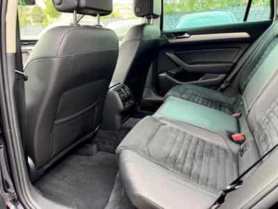 VW Passat Passat Variant Highline 2.0 TSI DSG 4Motion (2016) - Foto 13