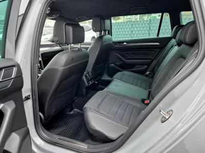 VW Passat Passat Variant R Line 2.0 TDI DSG /LED/ACC/CAM/ (2022) - Foto 14