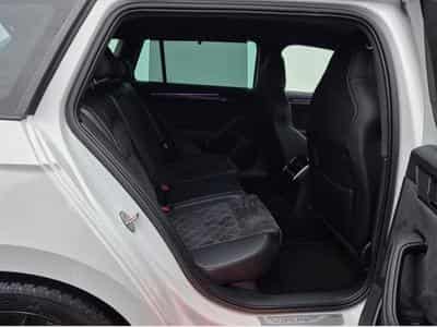 Skoda Superb Superb Combi Sportline 2.0 TSI DSG / / 1.HAND // (2022) - Foto 14