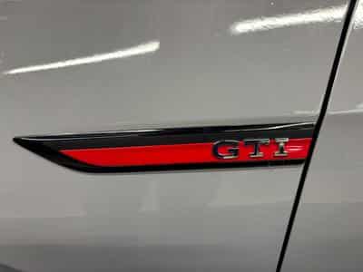 VW Golf GTI 2.0 TSI  245 CH DSG7 (2022) - Photo 6