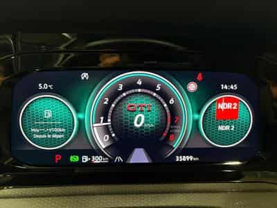 VW Golf GTI 2.0 TSI  245 CH DSG7 (2022) - Photo 9