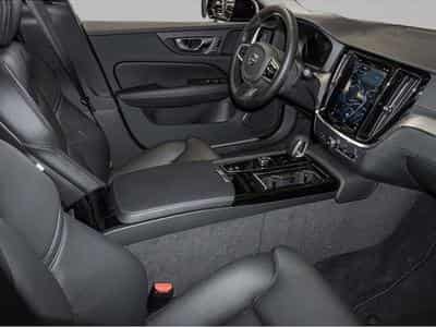 Volvo V60 (2024) - Photo 3