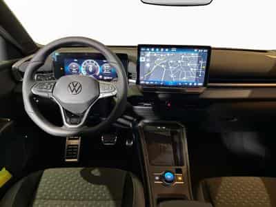 VW T-Roc R-LINE (2025) - Photo 2