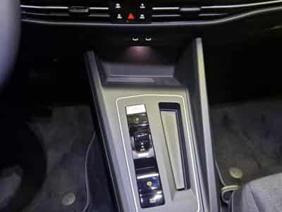 VW Golf LIFE (2025) - Photo 12