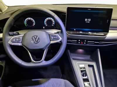 VW Golf LIFE (2025) - Photo 2