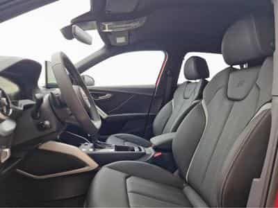 Audi Q2 S line (2025) - Photo 8