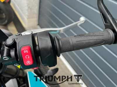 Triumph Street Triple R STREET TRIPLE 765 R SKDA (2026) - Photo 8