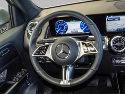 Mercedes EQB (2025) - Photo 6