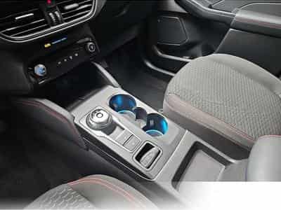 Ford Kuga (2026) - Foto 11