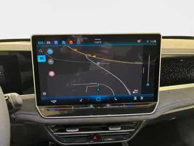 VW Passat Variant R-Line (2026) - Photo 15