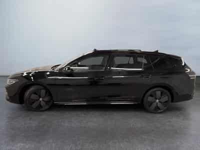 VW Passat Variant R-Line (2026) - Photo 4