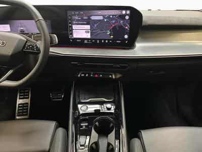 Audi Q3 e-hybrid 200 kW (2025) - Photo 12