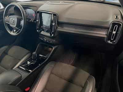 Volvo XC40 R-Design (2018) - Foto 11