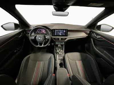 Skoda Kamiq Monte-Carlo+DSG+LED+Navi (2024) - Foto 2