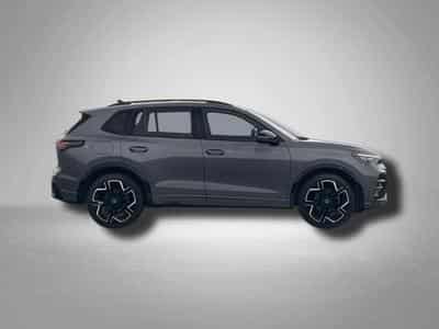 VW Tiguan R-Line 1,5 l eTSI  7-Gang-Doppelkupplungsgetriebe DSG (2025) - Foto 6