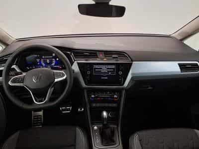 VW Touran Life Plus 1.5 TSI 7-Gang DSG (2025) - Photo 11