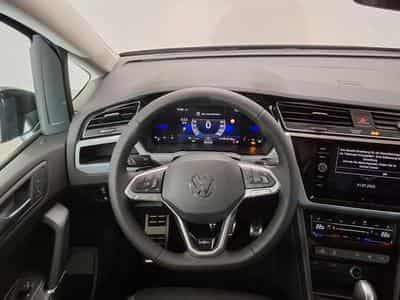 VW Touran Life Plus 1.5 TSI 7-Gang DSG (2025) - Photo 12