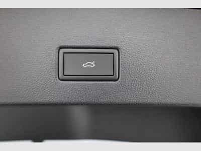 VW T-Roc R-Line (2025) - Photo 12