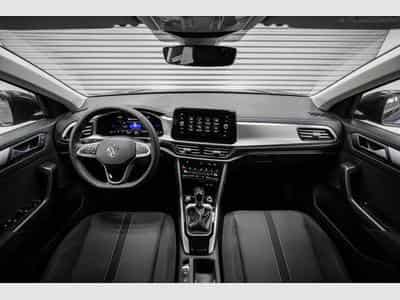 VW T-Roc 1,5 TSI DSG (2025) - Photo 5