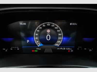 VW T-Roc 1,5 TSI DSG (2025) - Photo 9