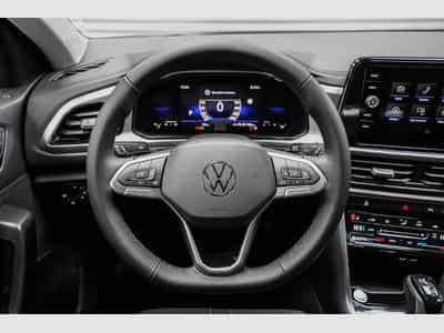 VW T-Roc 1,5 TSI DSG (2025) - Foto 8