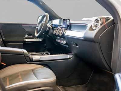 Mercedes EQB (2025) - Photo 2