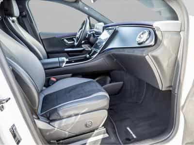 Mercedes EQ (2025) - Photo 2