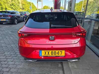Seat Leon FR 1.5 eTSI 115cv DSG7 Black Edition (2025) - Photo 4