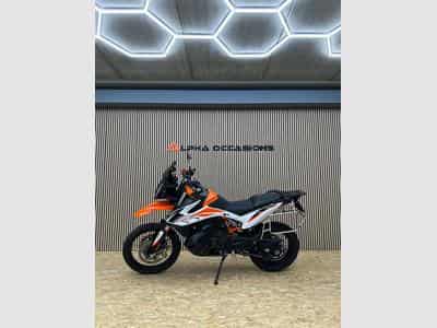 KTM Adventure 890 R (2022) - Photo 1