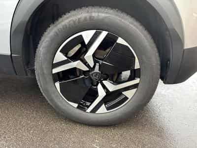 Peugeot 2008 1.2T 130 ALLURE EAT8 * GARANTIE 36 MOIS * (2024) - Photo 13