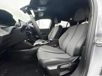 Peugeot 2008 1.2T 130 ALLURE EAT8 * GARANTIE 36 MOIS * (2024) - Photo 4