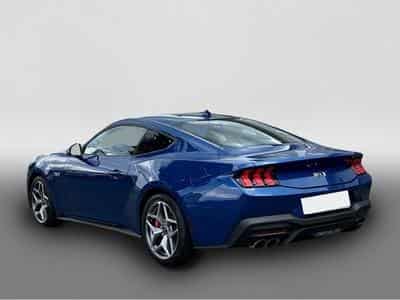 Ford Mustang (2023) - Photo 2