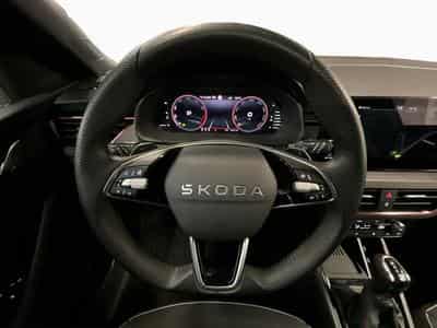 Skoda Scala Monte-Carlo+DSG+RearView+LED (2025) - Photo 10