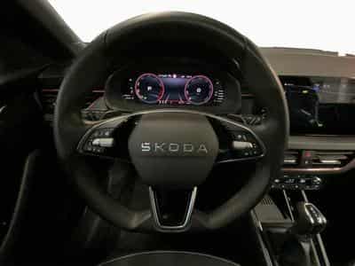 Skoda Scala Monte-Carlo+DSG+Pano+LED (2025) - Foto 12