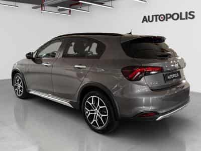 Fiat Tipo 1.5 HYBRID CROSS (2024) - Photo 13
