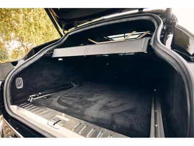 Aston-Martin DBX (2022) - Photo 10