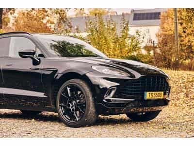 Aston-Martin DBX (2022) - Photo 12