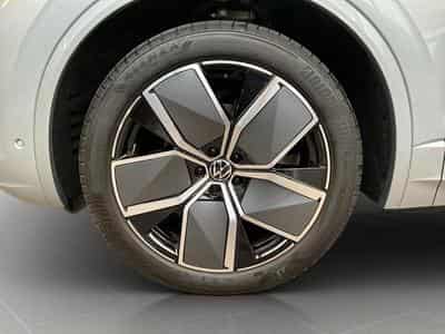 VW Touareg R-Line+V6+Aut.+4M+Pano+360 (2025) - Foto 8