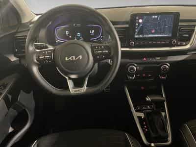 Kia Stonic 1.0 GT-Line (2024) - Foto 6