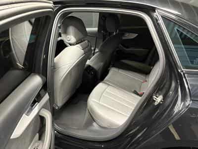 Audi A4 35 TFSI - SLINE auto CAMERA/CUIR (2023) - Foto 14