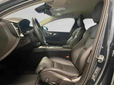 Volvo V60 Plus (2023) - Foto 9