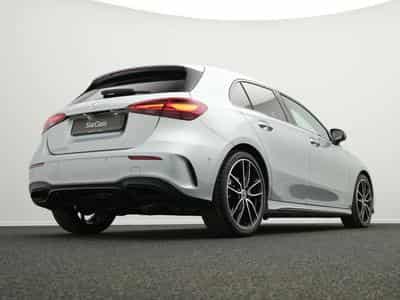 Mercedes Classe A d AMG-Line Multi+Kamera+Night+19"+AHK (2025) - Photo 11