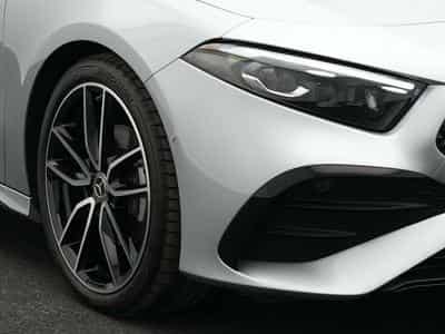 Mercedes Classe A d AMG-Line Multi+Kamera+Night+19"+AHK (2025) - Photo 9